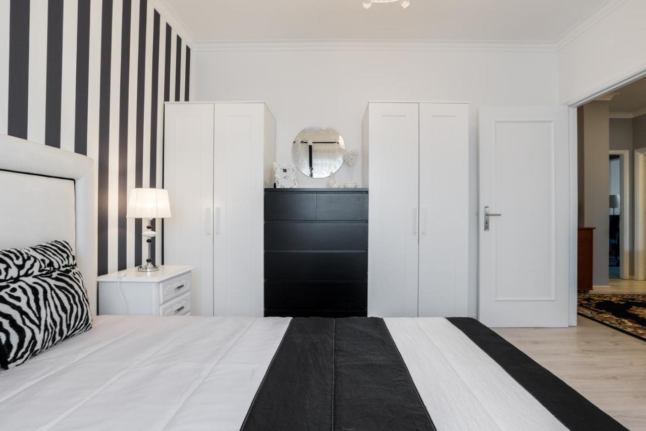 Metropolitan Gaia-Porto Appartement Vila Nova de Gaia Buitenkant foto