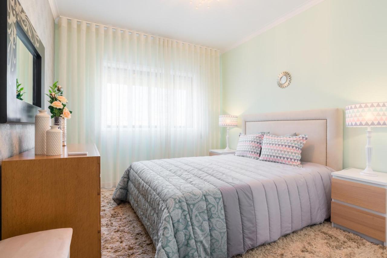 Metropolitan Gaia-Porto Appartement Vila Nova de Gaia Buitenkant foto