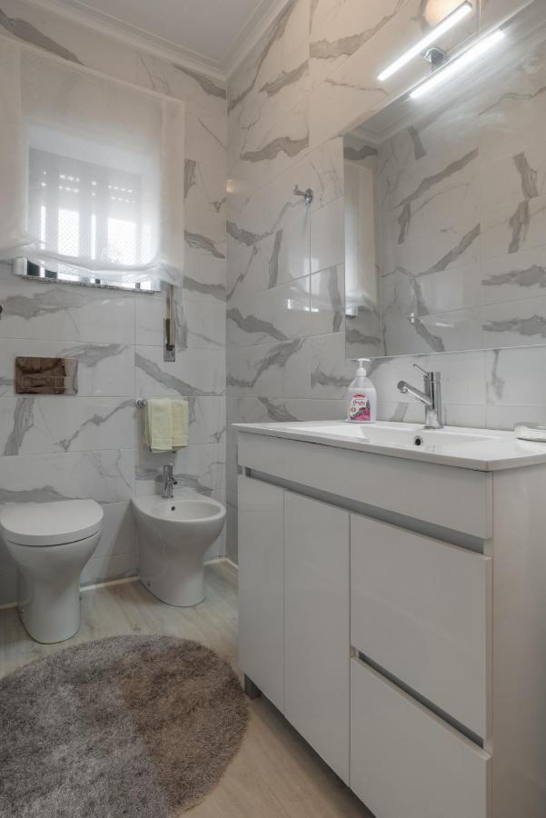 Metropolitan Gaia-Porto Appartement Vila Nova de Gaia Buitenkant foto